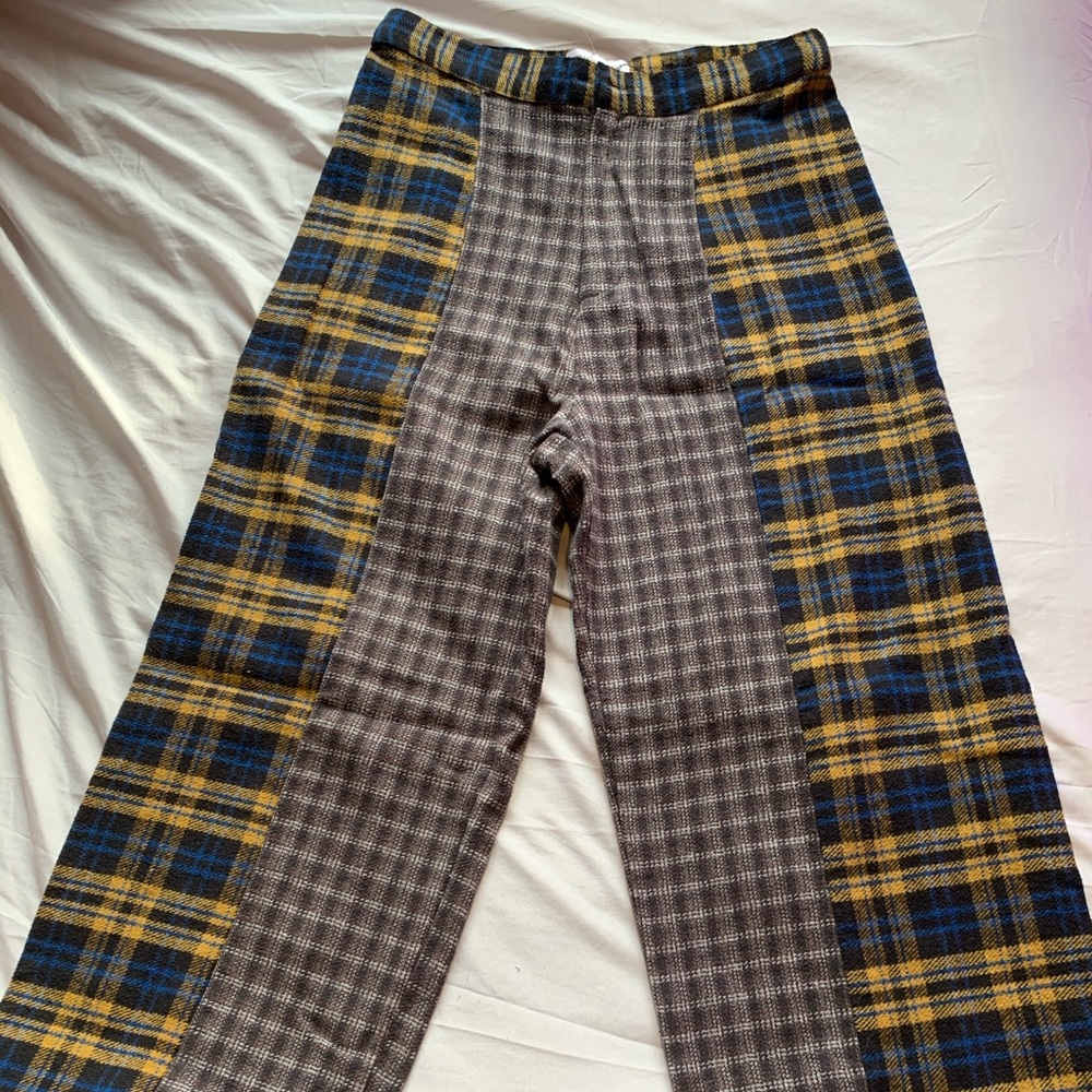 Women’s Plaid Flare Pants